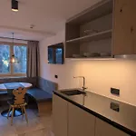 Arlhome - Zuhause Am Arlberg Апарт-отель Санкт-Антон-ам-Арльберг