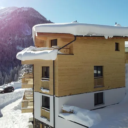 アパートホテル Arlhome - Zuhause Am Arlberg 4*