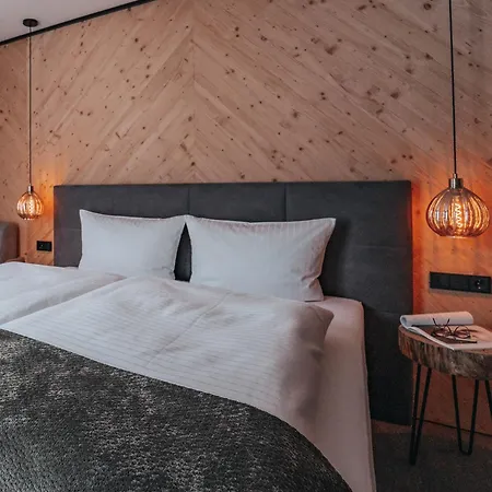 Arlhome - Zuhause Am Arlberg Aparthotel