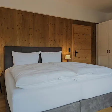 Aparthotel Arlhome - Zuhause Am Arlberg